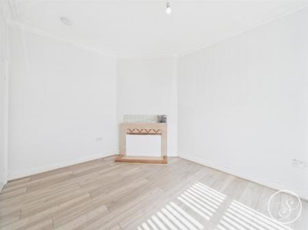 CAM02071G0-PR0672-STILL005.jpg