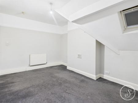 CAM02071G0-PR0750-STILL006 (1).jpg