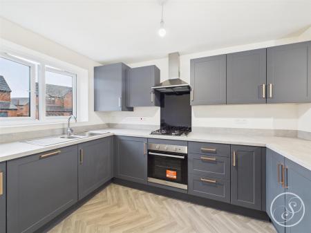 KITCHEN/LIVING SPACE