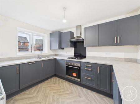 KITCHEN/LIVING SPACE