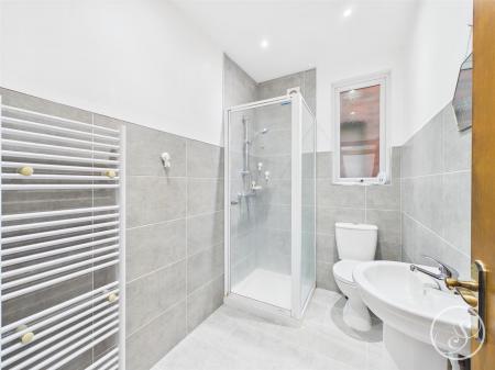 Bathroom (Second Floor)