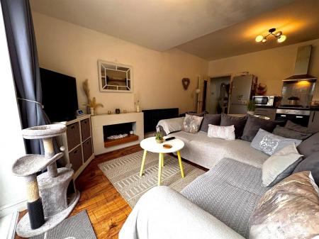Open Plan Lounge/Kitchen