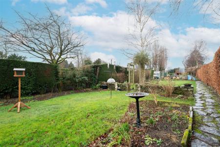 Garden-2.jpg