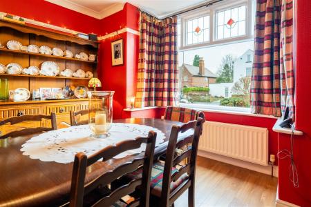 Dining Room-5.jpg