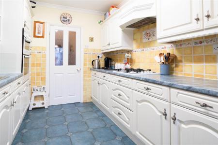Kitchen-3.jpg