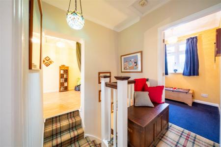 upstairs Hallway-2.jpg