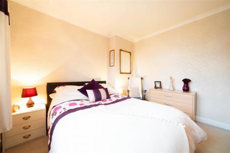 Bedroom-2.jpg