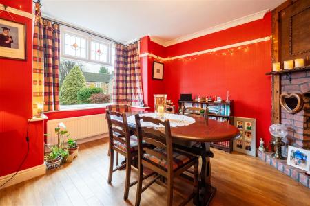 Dining Room-3.jpg