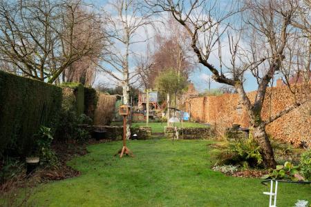 Garden-13.jpg