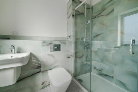Bedroom3-4.jpg