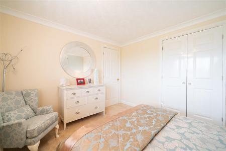 bedroom 1-3.jpg