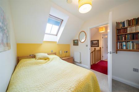 Bedroom 5.jpg