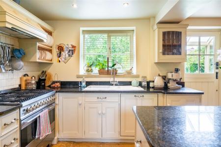 Kitchen - diner - Garden Room-8.jpg