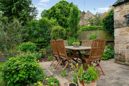 Garden-10.jpg
