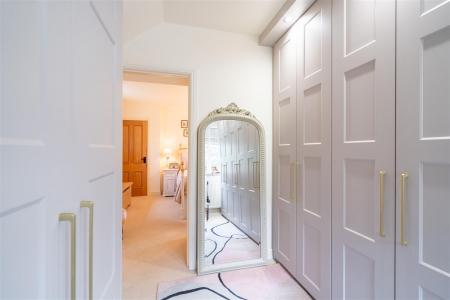 Bedroom 2-4.jpg
