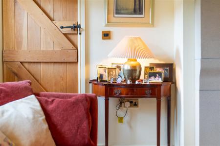 Living Room-5.jpg