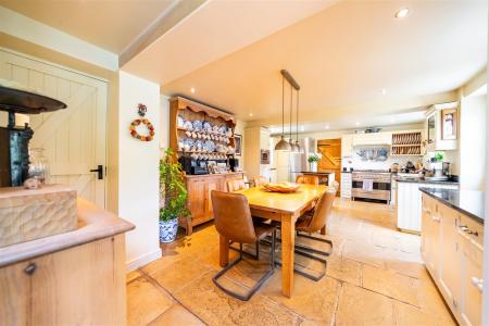 Kitchen - diner - Garden Room-13.jpg