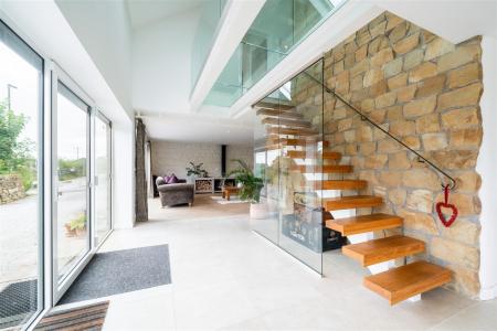 Living Area-2.jpg