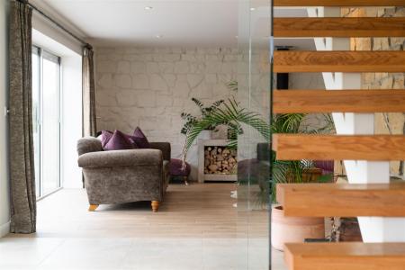 Living Area-7.jpg