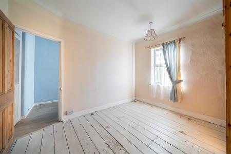 Bedroom 2.jpg
