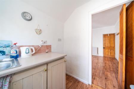 Kitchen-2.jpg