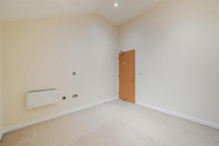 Bedroom 2-2.jpg