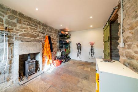 Stables-3.jpg