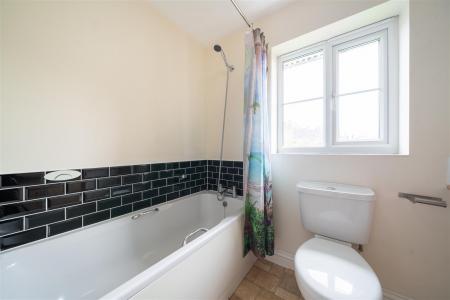Bathroom.jpg