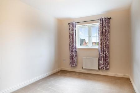 Bedroom 1-2.jpg
