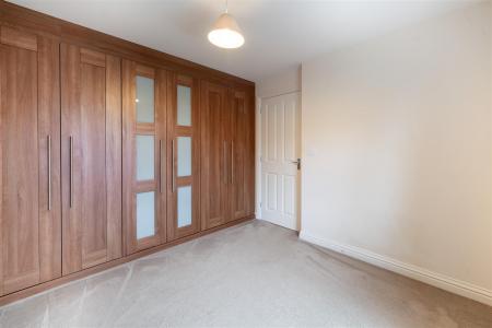 Bedroom 3-2.jpg