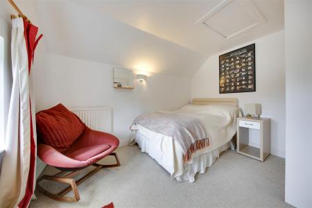 Bed4.jpg