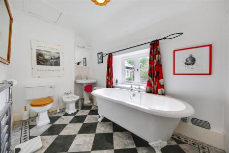 Bathroom.jpg