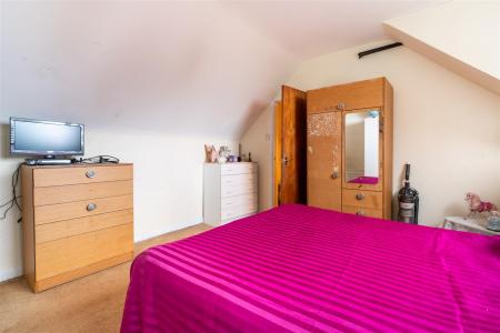 Bedroom 2.jpg