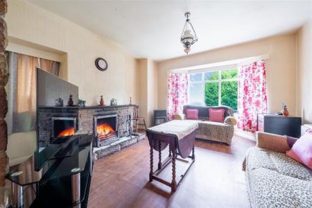 Living Room.jpg