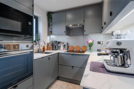 Kitchen-2.jpg