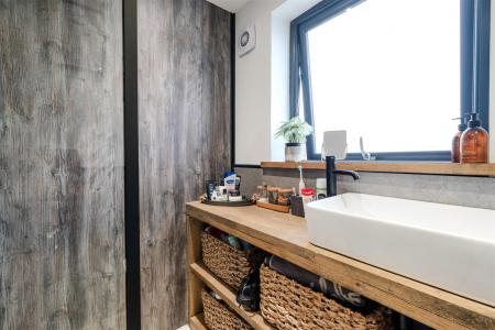 Bathroom-2.jpg
