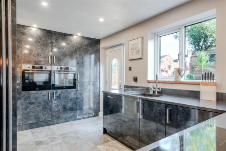 Kitchen - Diner-3.jpg