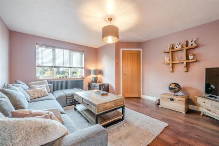 Living Room-2.jpg