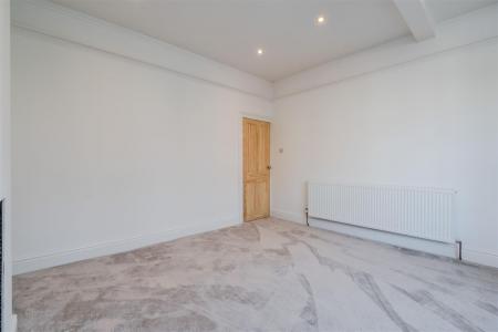Living Room-3.jpg