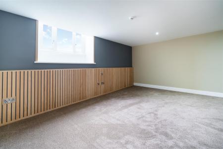 Bedroom 3-3.jpg