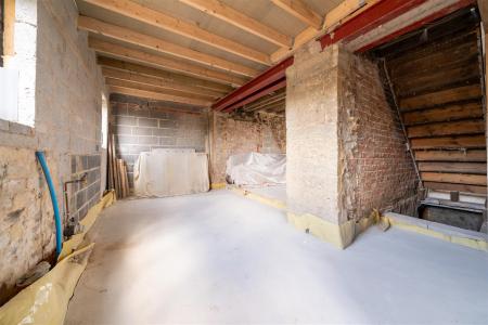 Inside-3.jpg