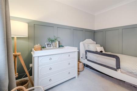 Bedroom 3-3.jpg