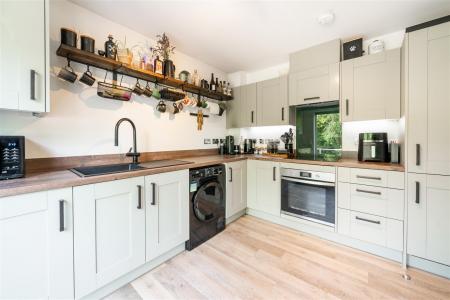 Kitchen-2.jpg