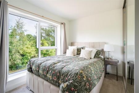 Bedroom 3-2.jpg