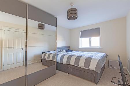 Bedroom 1-1.jpg