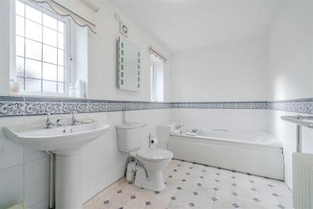Bathroom-3.jpg