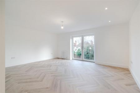 Bedroom 4.jpg