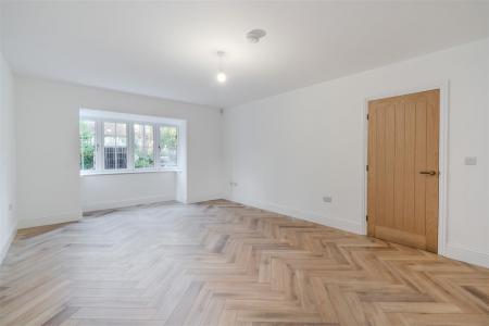 Living Room-2.jpg