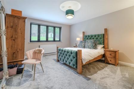 Bedroom 4.jpg