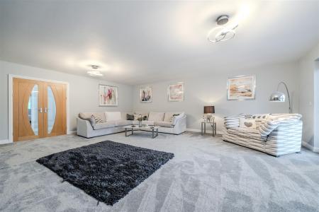 Living Room-6.jpg